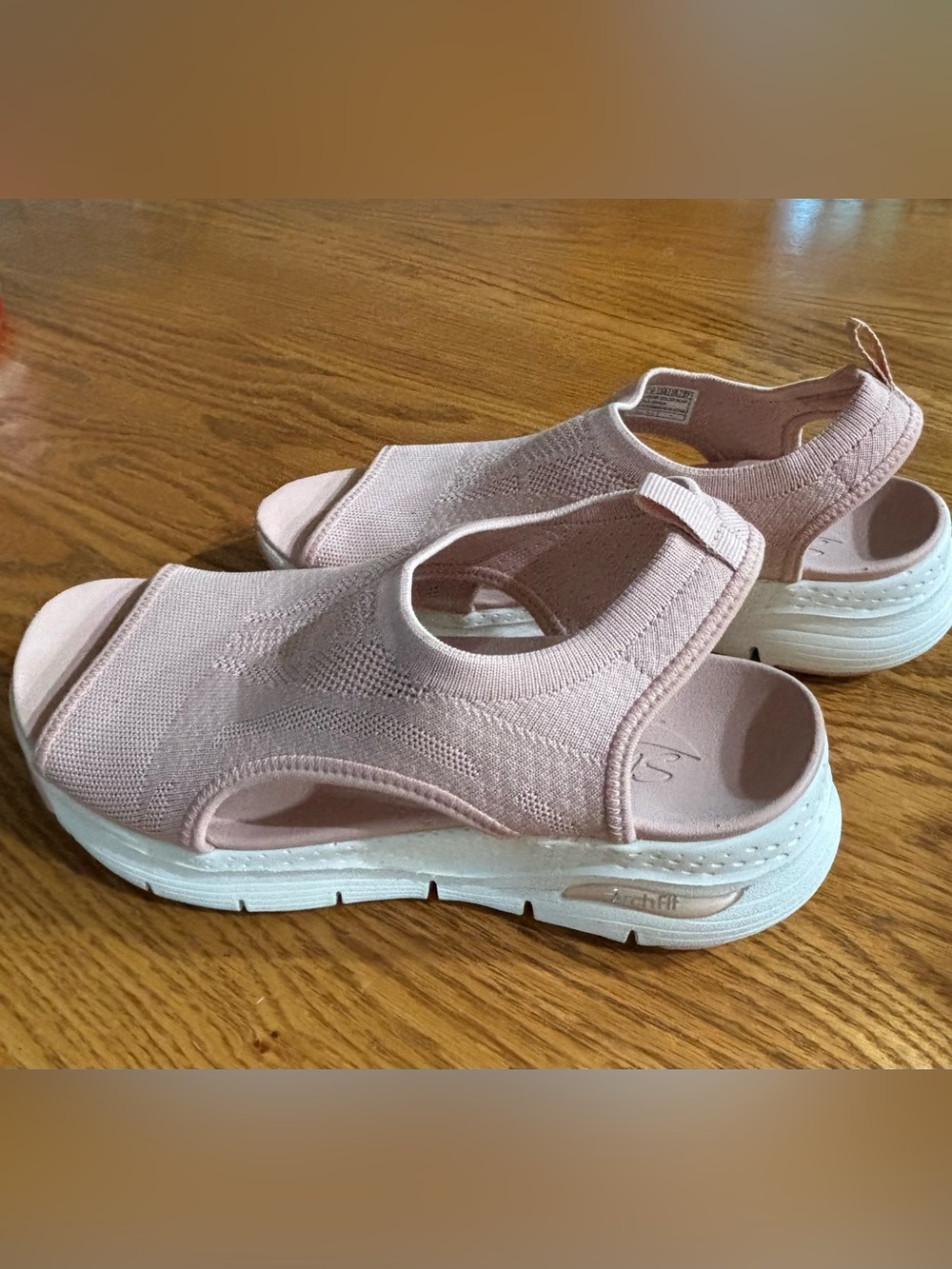 Skechers Slip-On Arch Fit Sandals